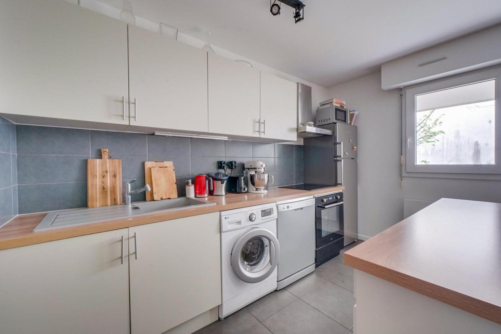 Apartmán Pleasant Flat In Bordeaux With Terrace And Parking Exteriér fotografie