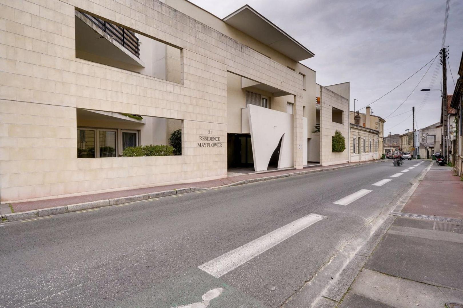 Apartmán Pleasant Flat In Bordeaux With Terrace And Parking Exteriér fotografie